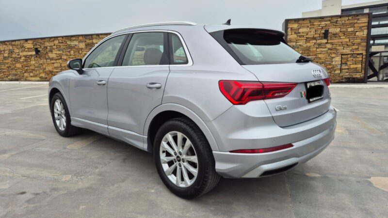 Audi Q3 Select 2021 - Image 4