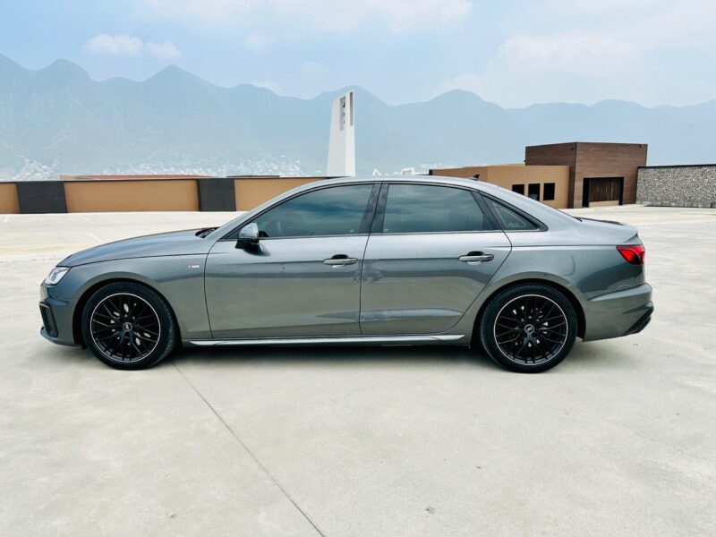 Audi A4 S Line 40 TFSI Híbrido 2021 - Image 4