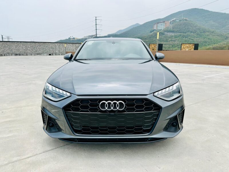 Audi A4 S Line 40 TFSI Híbrido 2021 - Image 2