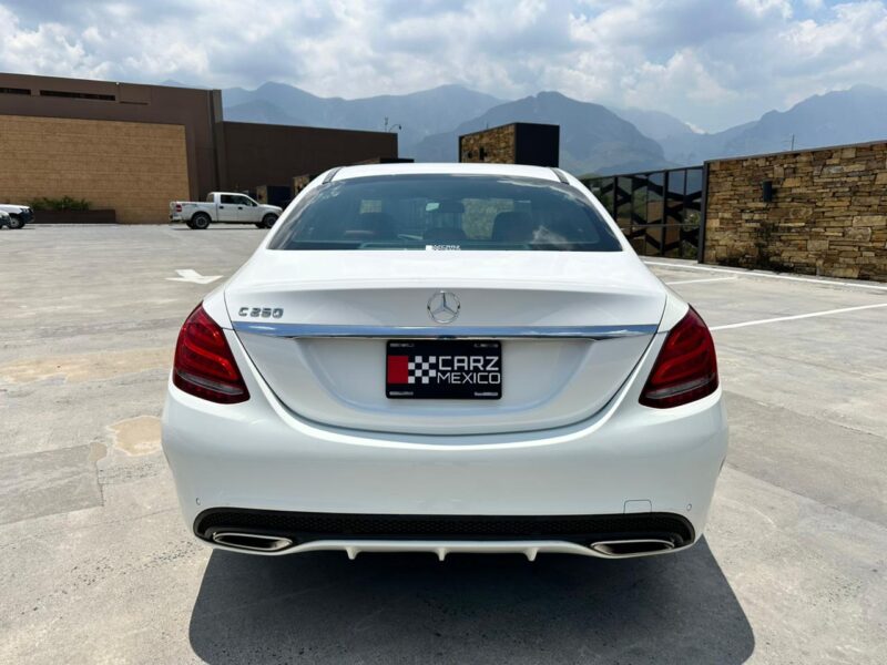Mercedes Benz C250 Sport 2016 - Image 6