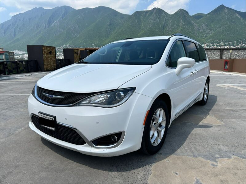 Chrysler Pacífica Limited 2020 - Image 3
