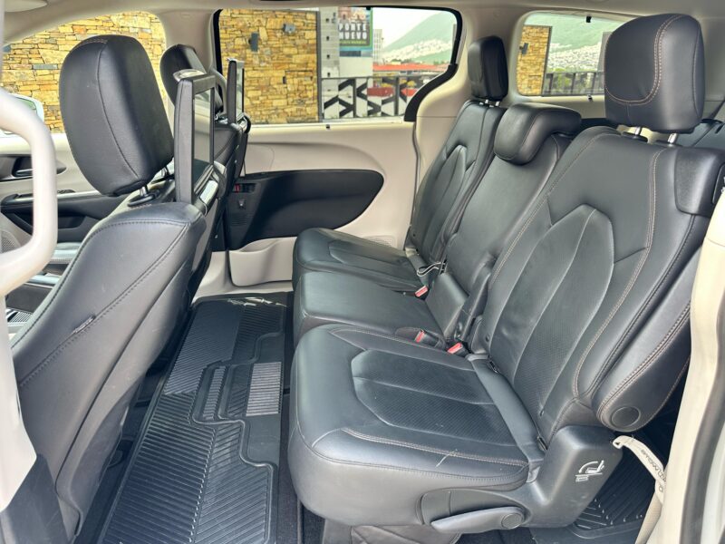 Chrysler Pacífica Limited 2020 - Image 12