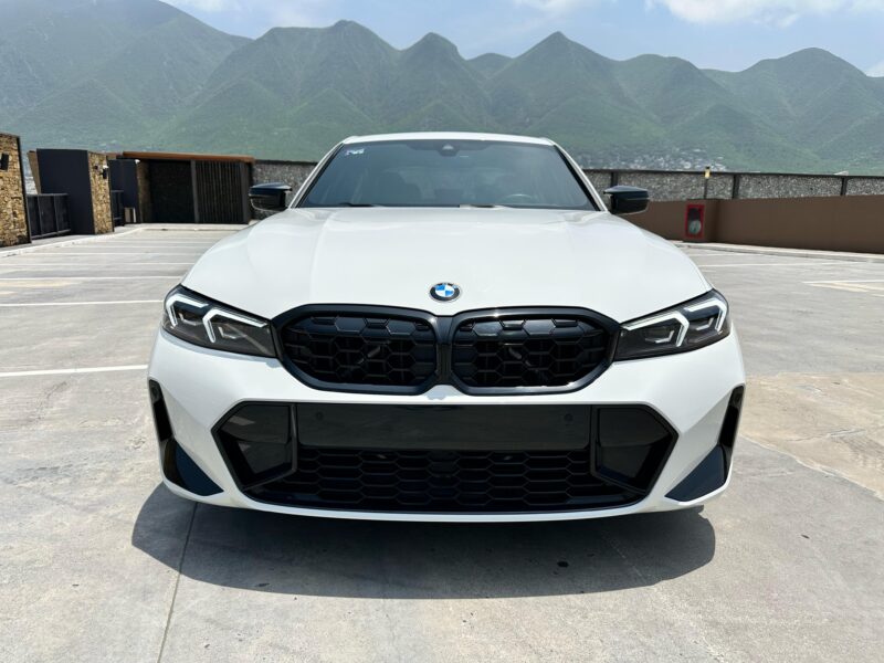 BMW M340i X Drive 2024 - Image 2