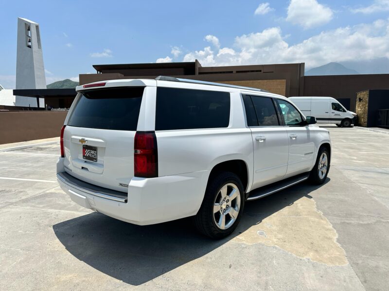 Chevrolet Suburban Premier 4X4 2018 - Image 7