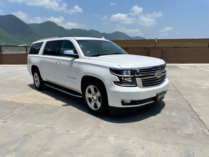 Chevrolet Suburban Premier 4X4 2018 - Image 9