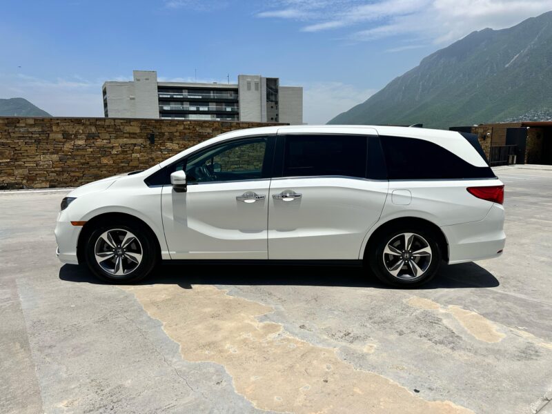 HONDA ODYSSEY TOURING 2019 - Image 4