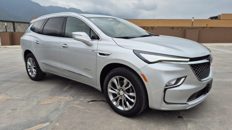 BUICK ENCLAVE AVENIR 2022 - Image 9
