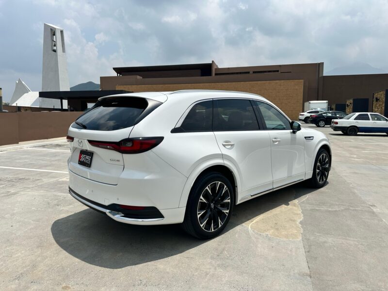 MAZDA CX-90 SIGNATURE 2024 - Image 7