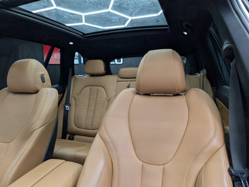 BMW X5 45E M SPORT HÍBRIDA 2022 - Image 11