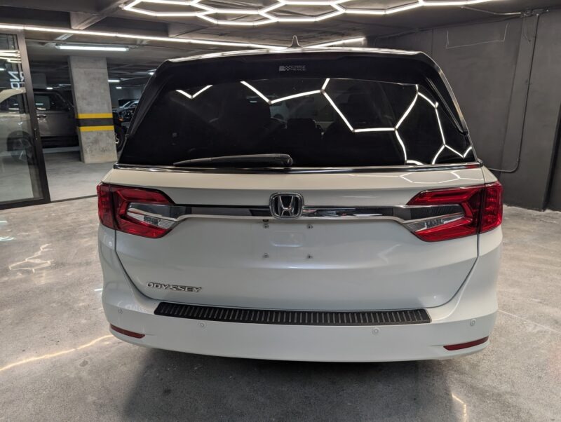 HONDA ODYSSEY TOURING 2019 - Image 4
