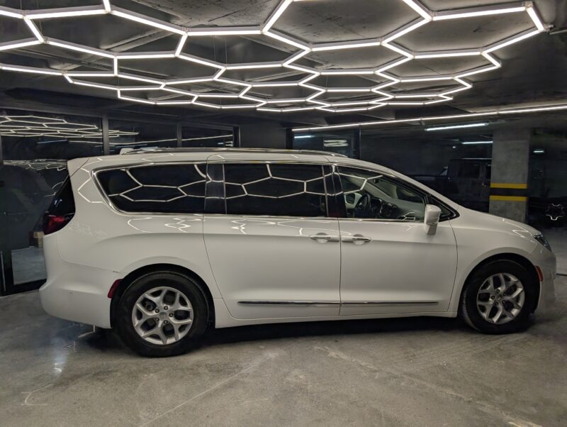 Chrysler Pacífica Limited 2020 - Image 6
