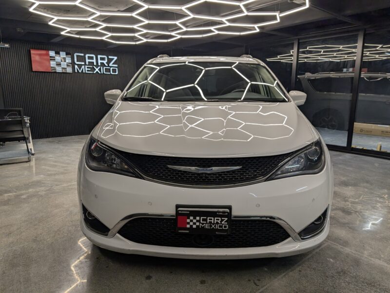 Chrysler Pacífica Limited 2020 - Image 8