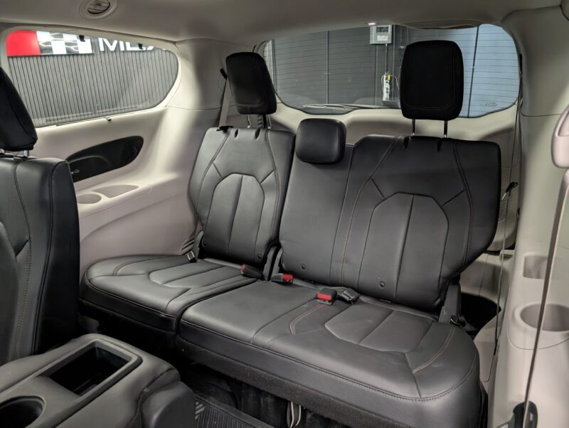 Chrysler Pacífica Limited 2020 - Image 11