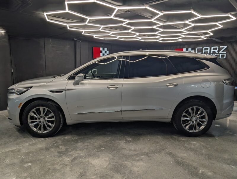 BUICK ENCLAVE AVENIR 2022 - Image 2