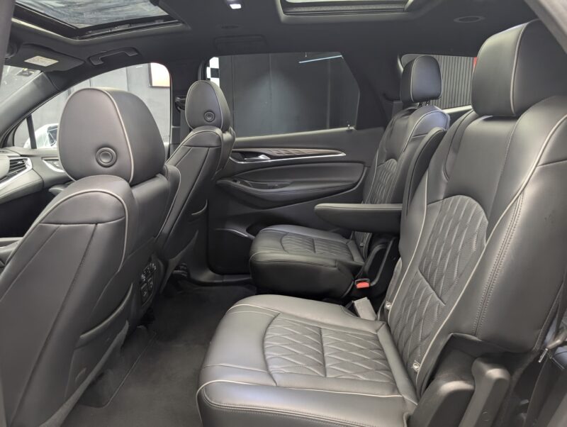 BUICK ENCLAVE AVENIR 2022 - Image 12