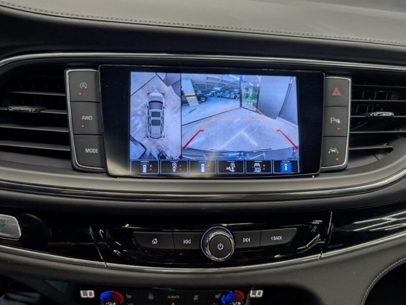 BUICK ENCLAVE AVENIR 2022 - Image 17