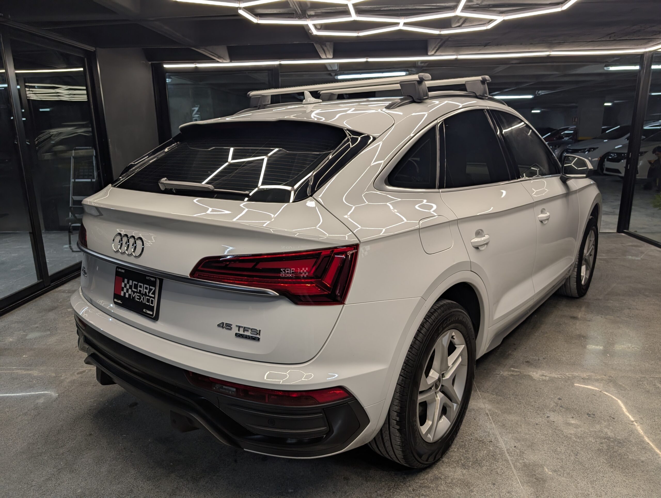 AUDI Q5 SPORTBACK SELECT 2022 - Image 5