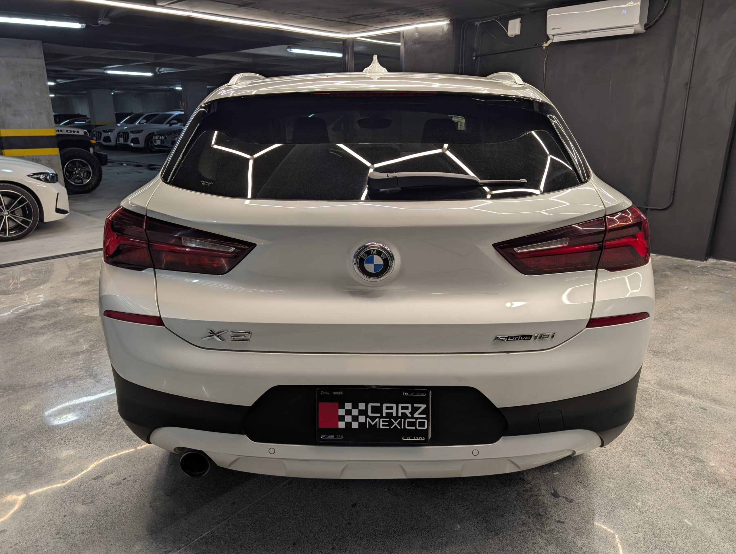 BMW X2 SDRIVE 18ia MPFI 2023 - Image 4