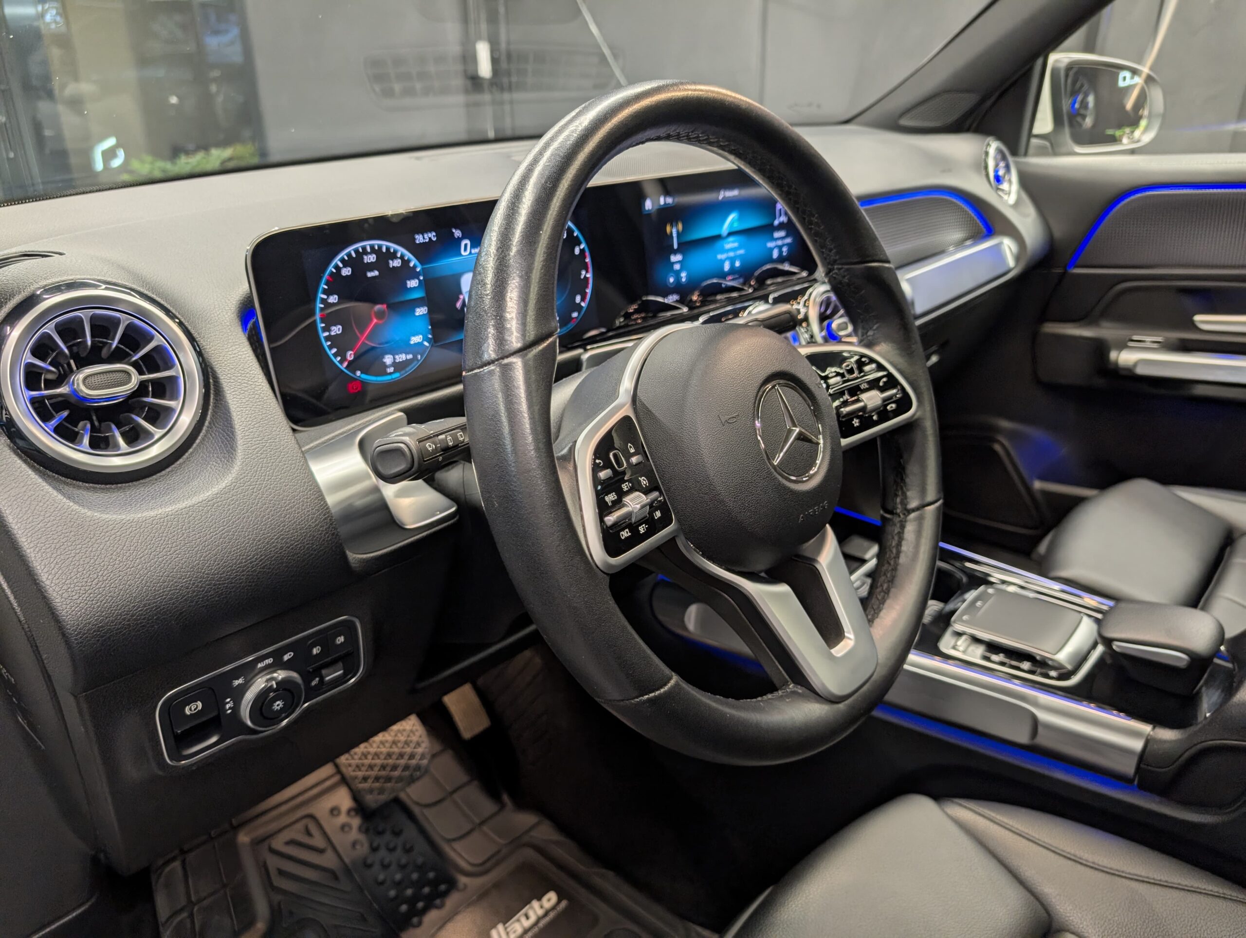 MERCEDES-BENZ GLB 250 2020 - Image 9