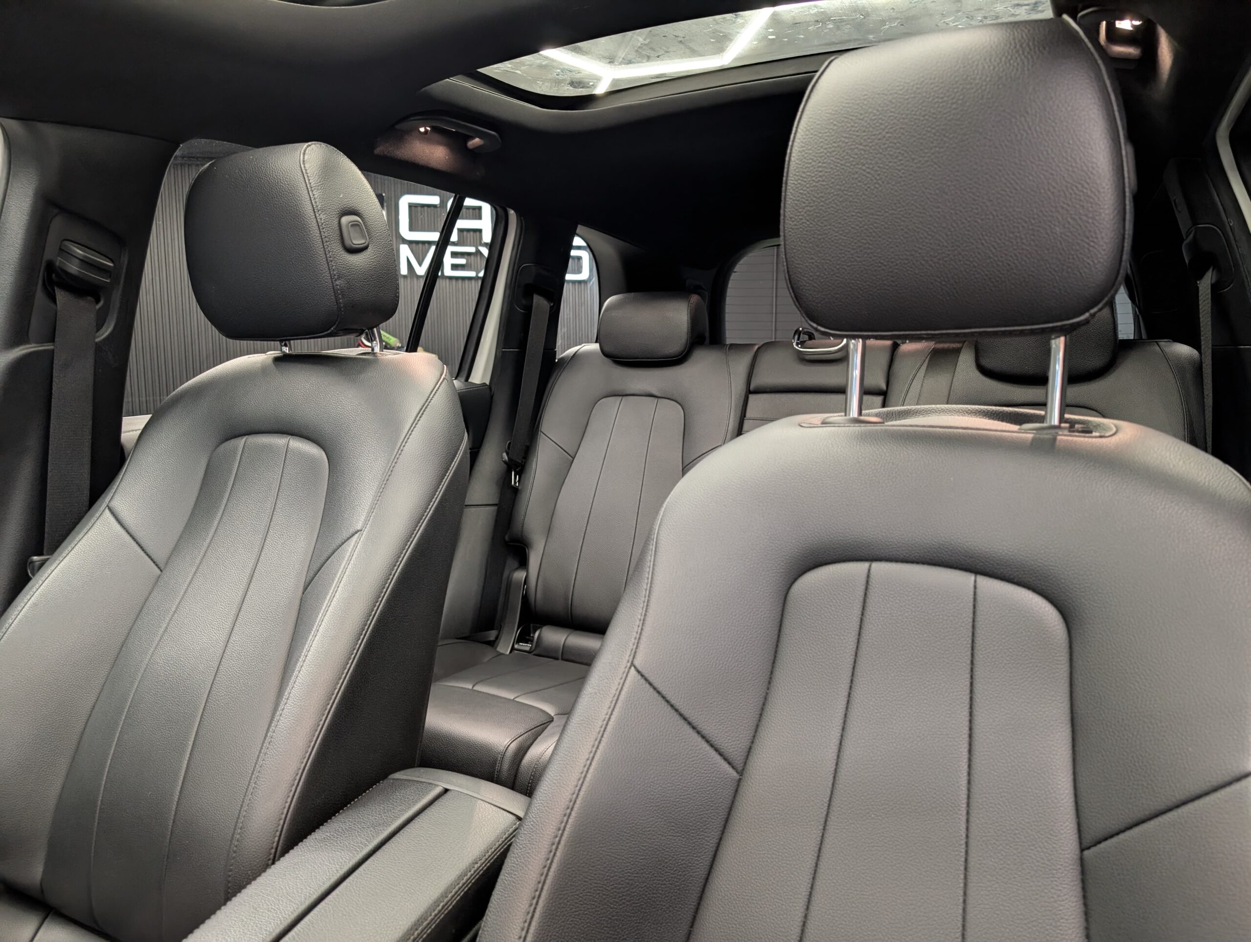 MERCEDES-BENZ GLB 250 2020 - Image 10