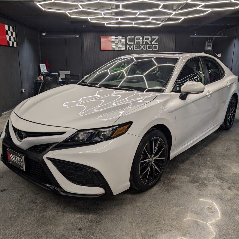 TOYOTA CAMRY SE 2024