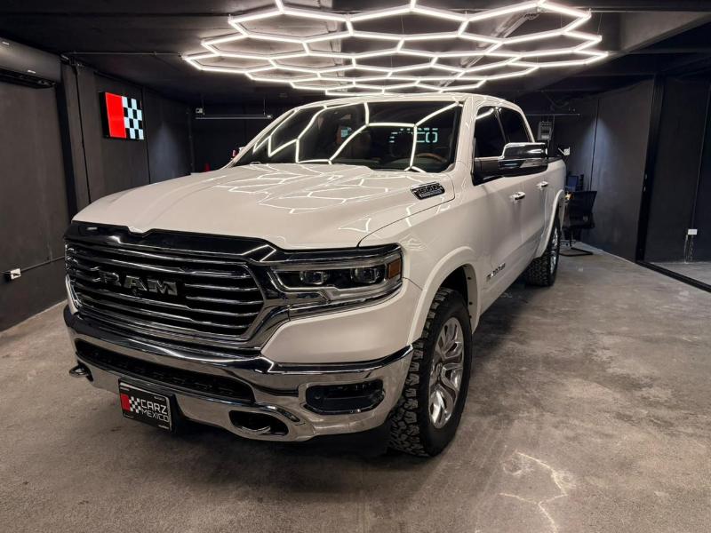 DODGE RAM 1500 LONGHORN 2021