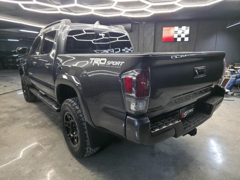 TOYOTA TACOMA EDICIÓN ESPECIAL 4X4 2021 - Image 3