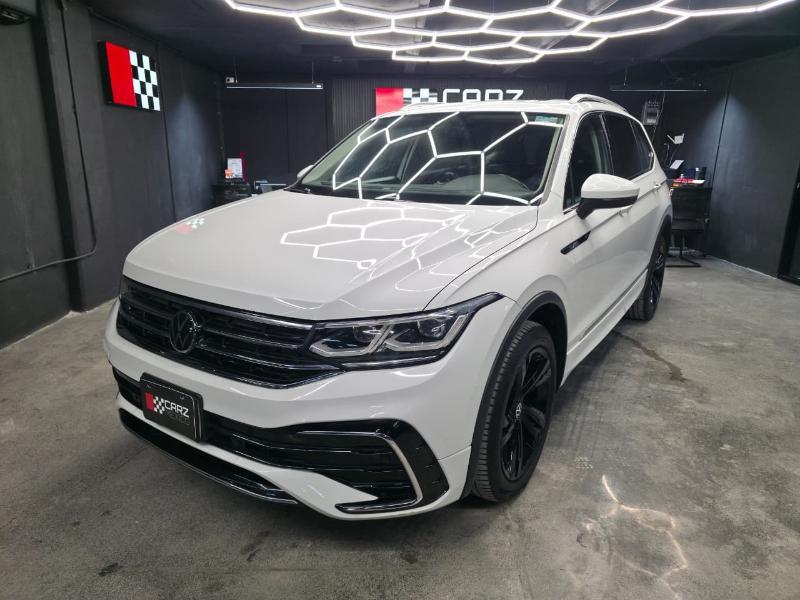 VOLKSWAGEN TIGUAN R-Line 2.0 4MOTION 2022