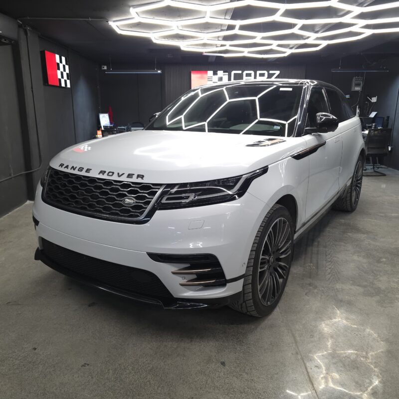 RANGE ROVER VELAR P300 R-DYNAMIC 2019