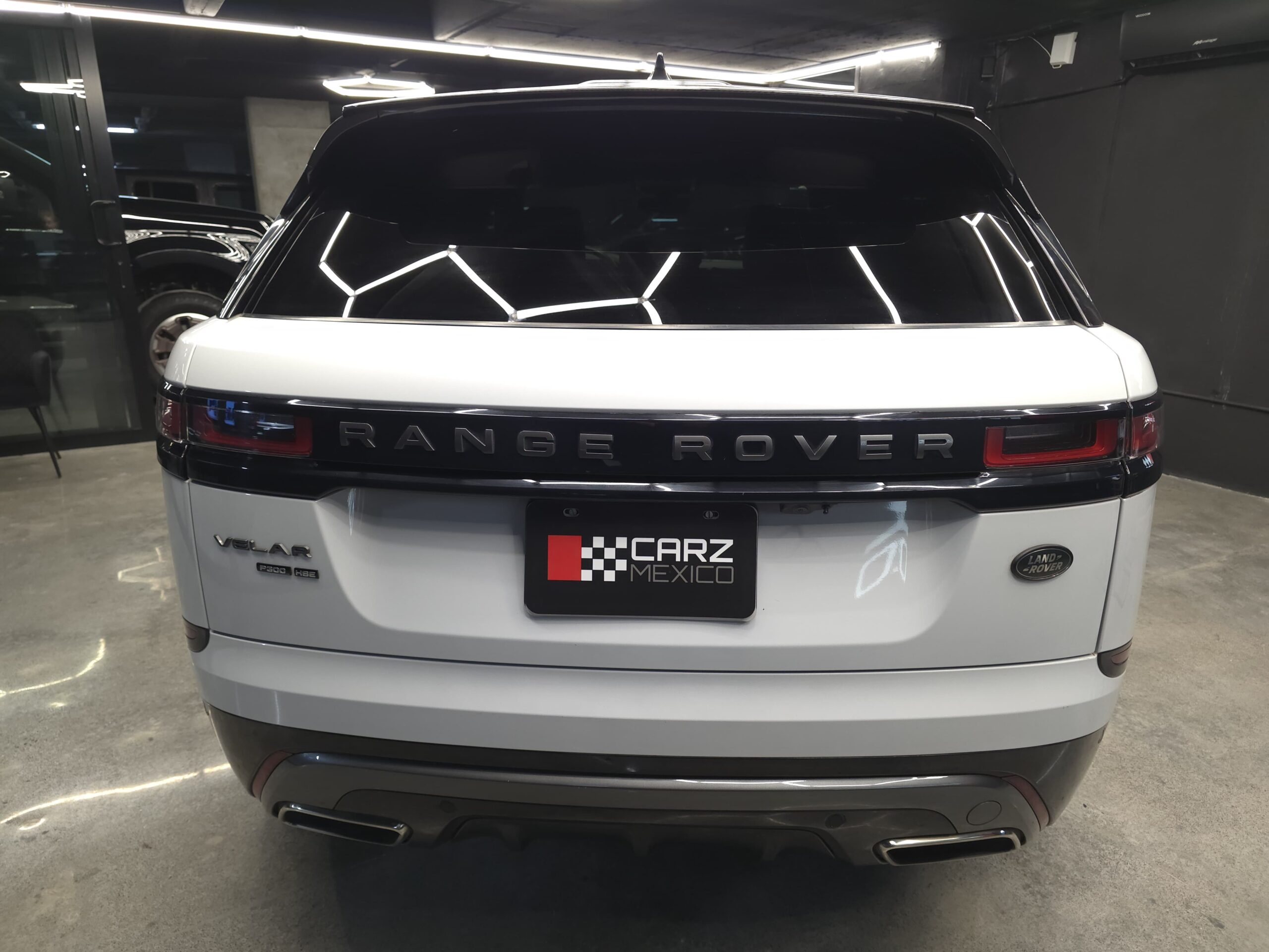 RANGE ROVER VELAR P300 R-DYNAMIC 2019 - Image 4