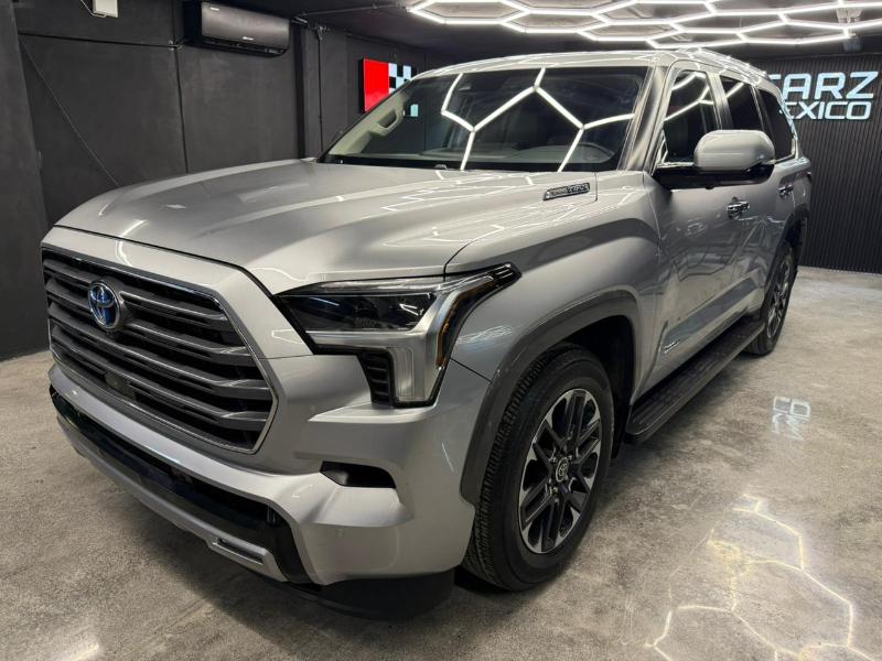 TOYOTA SEQUOIA LIMITED HYBRID 2024