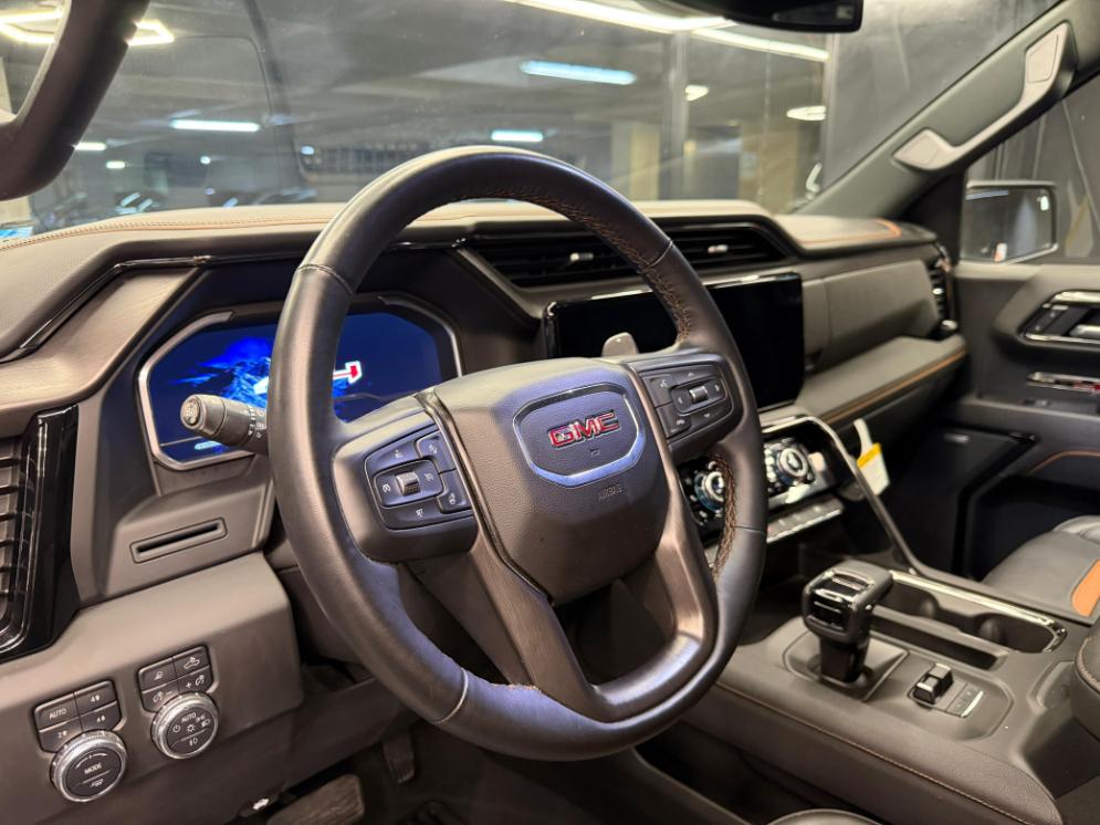 GMC SIERRA AT4 2023 - Image 9