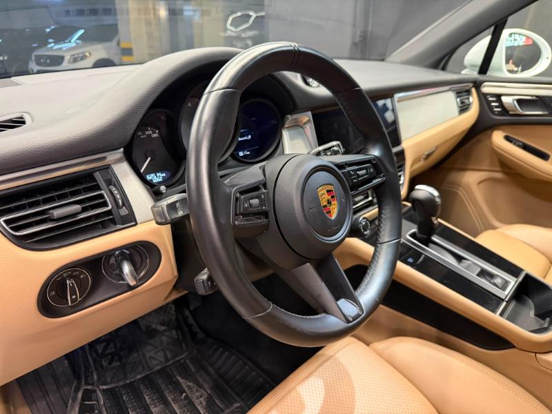 PORSCHE MACAN S 2022 - Image 9