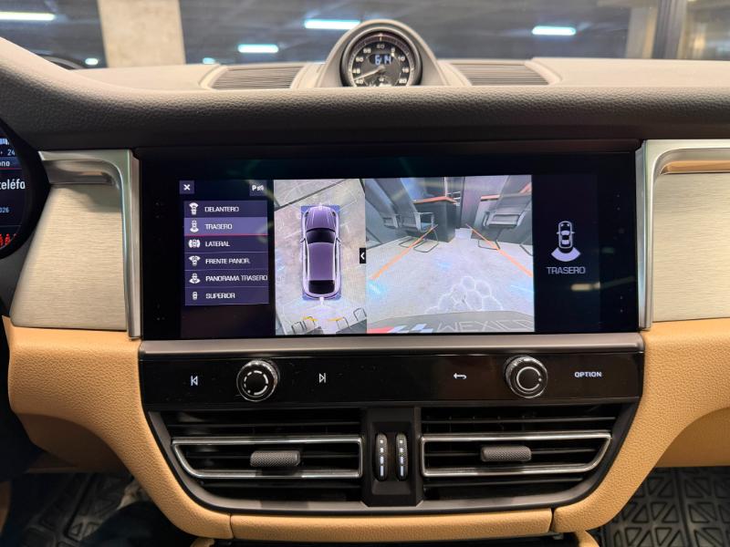 PORSCHE MACAN S 2022 - Image 17