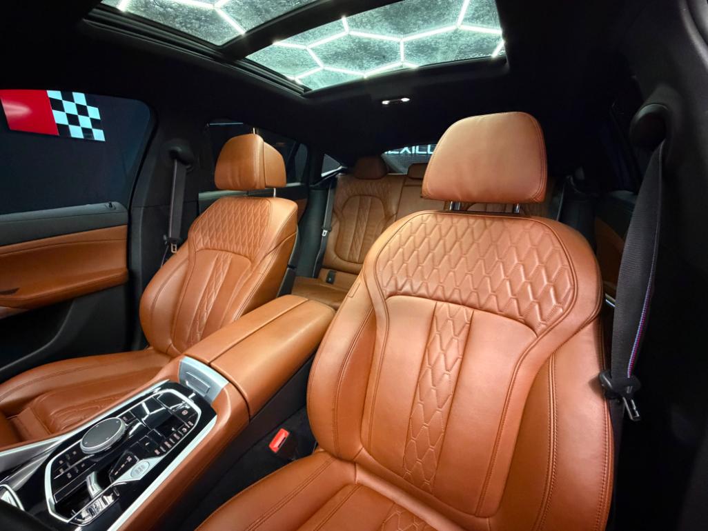 BMW X6 M60i 2024 - Image 10