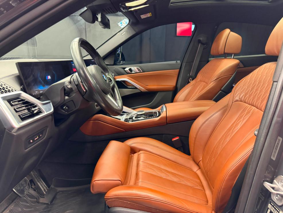 BMW X6 M60i 2024 - Image 12