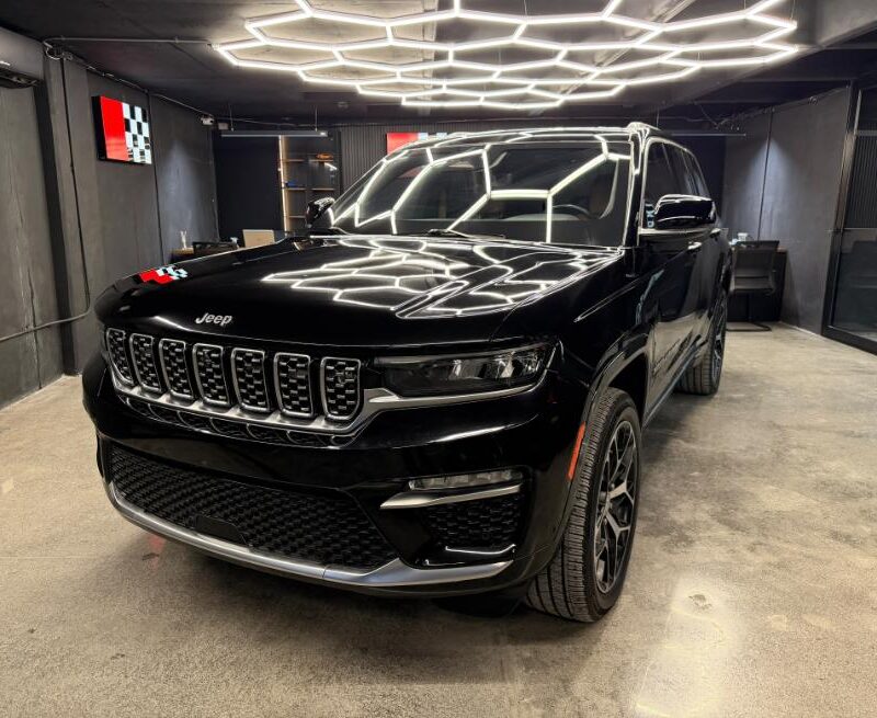 JEEP GRAND CHEROKEE SUMMIT 2023 BLINDAJE 4 PLUS